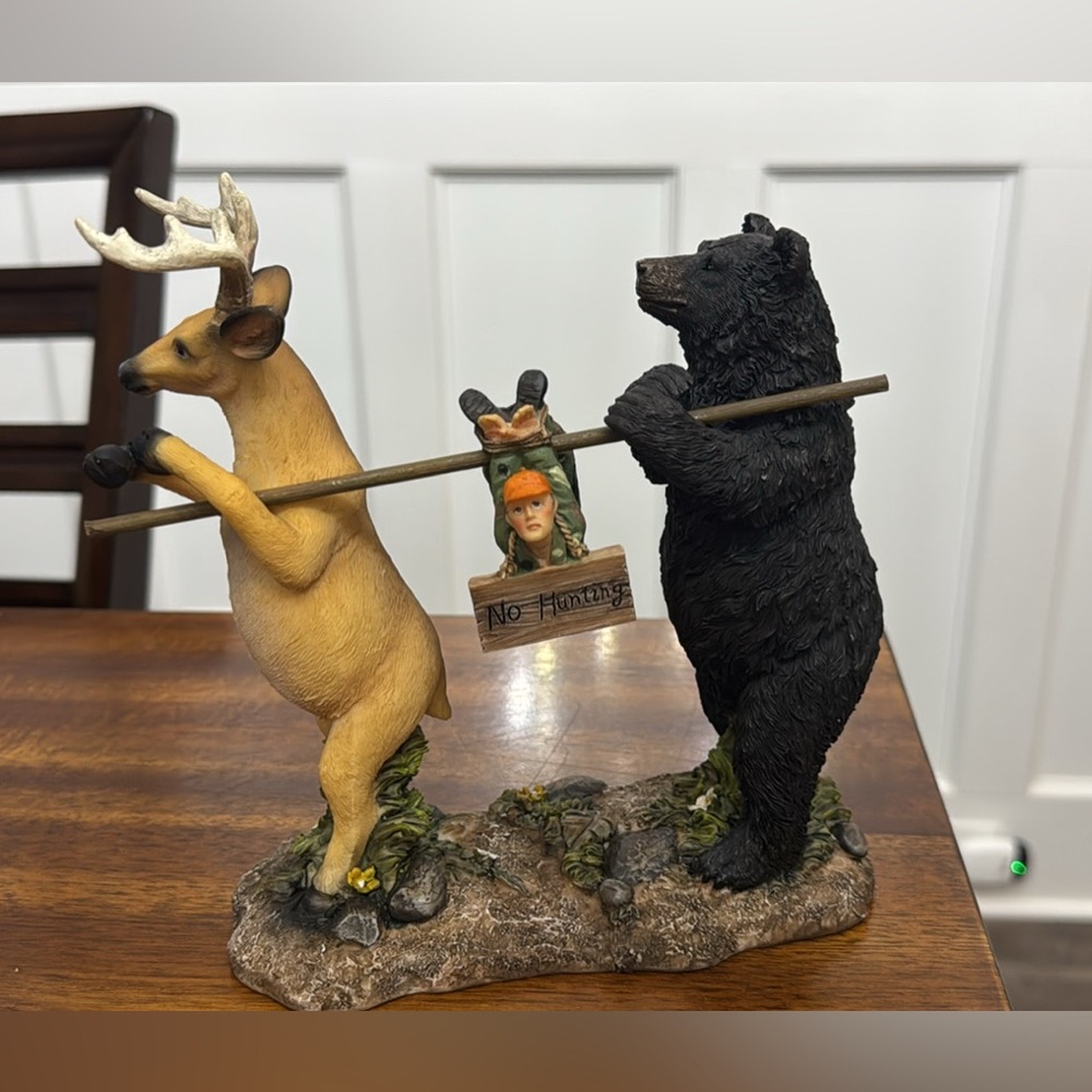 No Hunting Bear and Deer Figurine – Black and Tan Home Art Décor